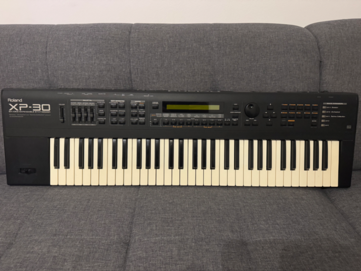 Roland XP30 — fotografija 4
